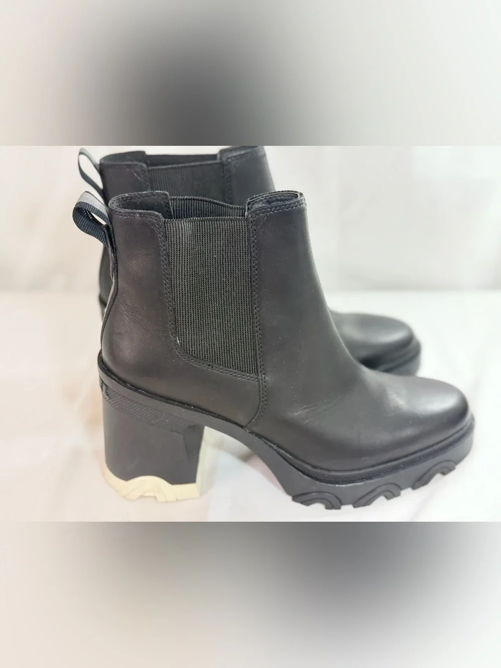 Women’s Black Chunky Chelsea Heel Boot